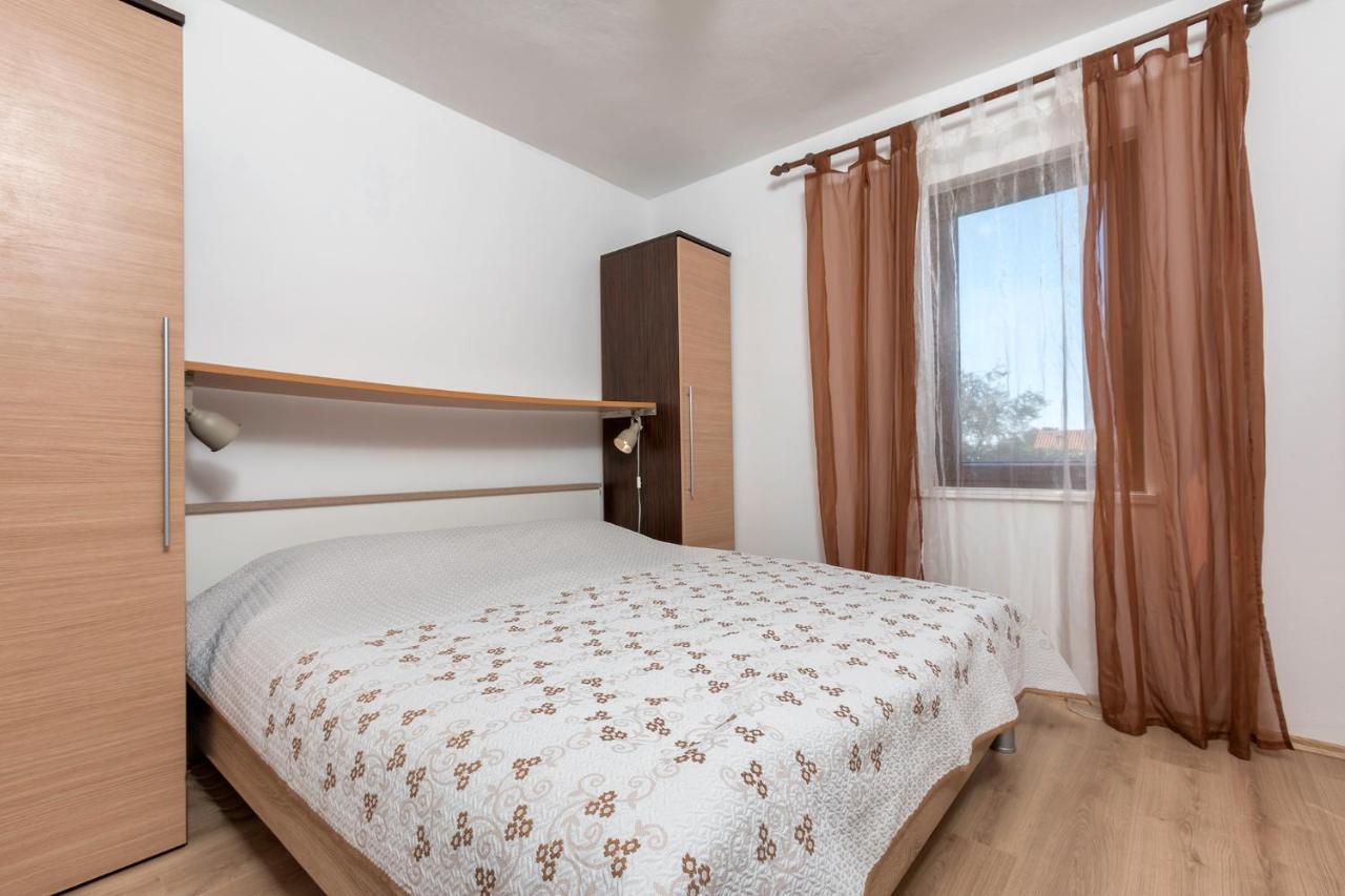 Apartments Mandic プーラ エクステリア 写真